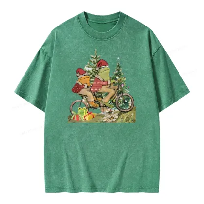 Pagewings Frog and Toad Christmas Unisex Washed T-shirt