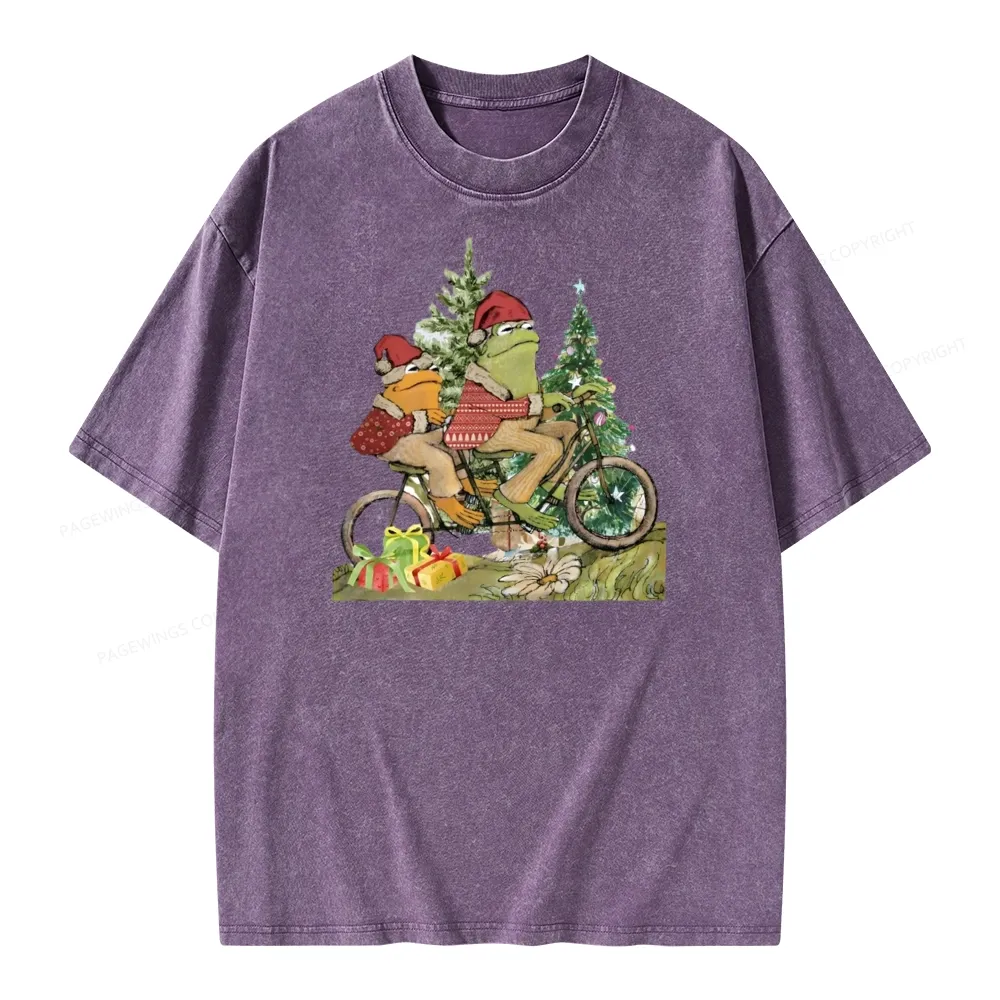Pagewings Frog and Toad Christmas Unisex Washed T-shirt