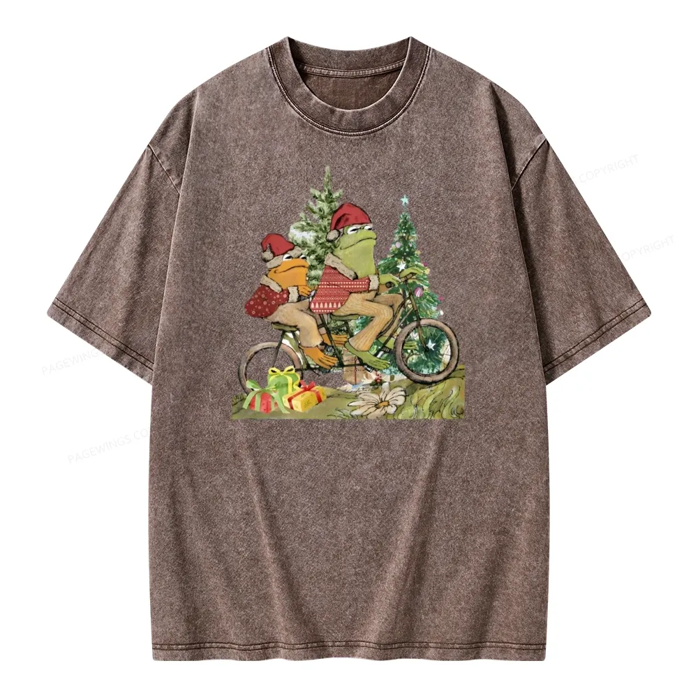 Pagewings Frog and Toad Christmas Unisex Washed T-shirt