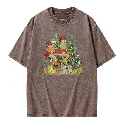 Pagewings Frog and Toad Christmas Unisex Washed T-shirt