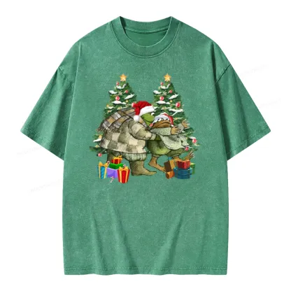 Pagewings Christmas Frog and Toad Unisex Washed T-shirt