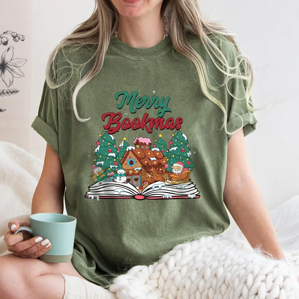 Pagewings Merry Bookmas Christmas Unisex Washed T-shirt