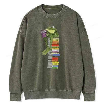 Pagewings A Reading Frog Unisex Washed Sweatshirt