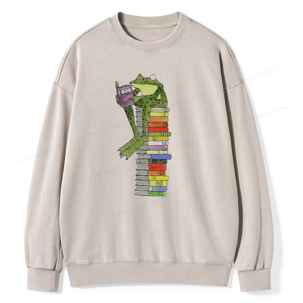 Pagewings A Reading Frog Unisex Washed Sweatshirt
