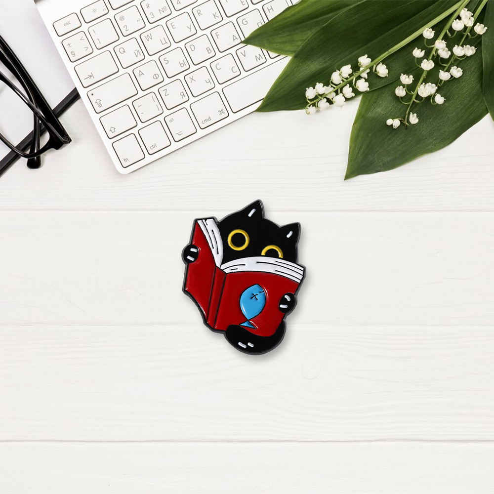 Pagewings Cute Kitten Enamel Pin Badge