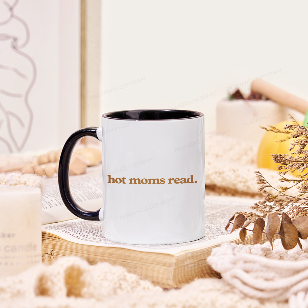Pagewings Hot Moms Read Mug