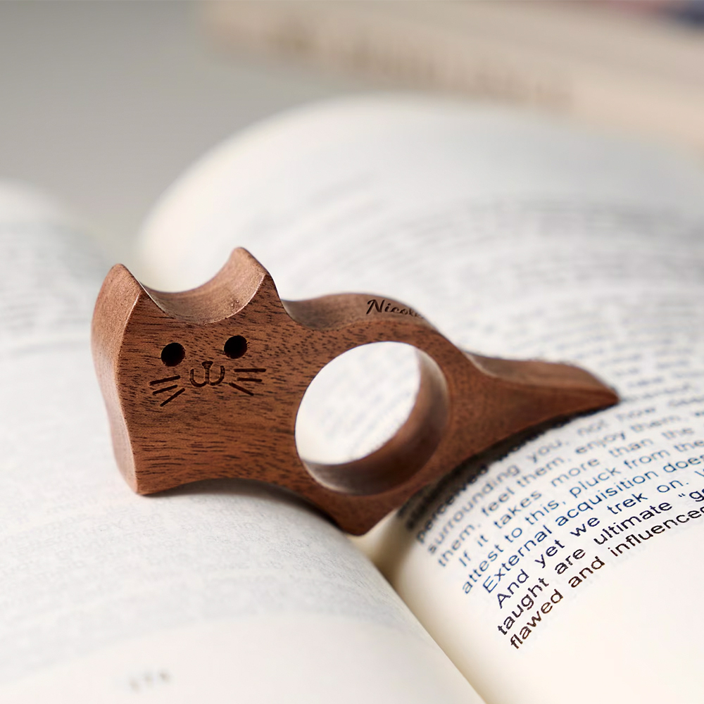 Pagewings Personalized Name Cat Book Page Holder