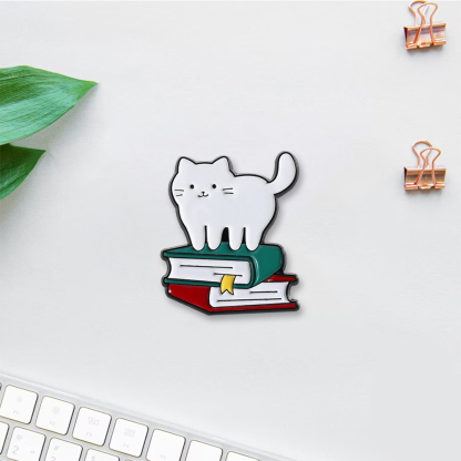 Pagewings Cute Kitten Enamel Pin Badge