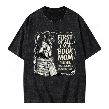 Pagewings I'm A Book Mom Unisex Washed T-shirt