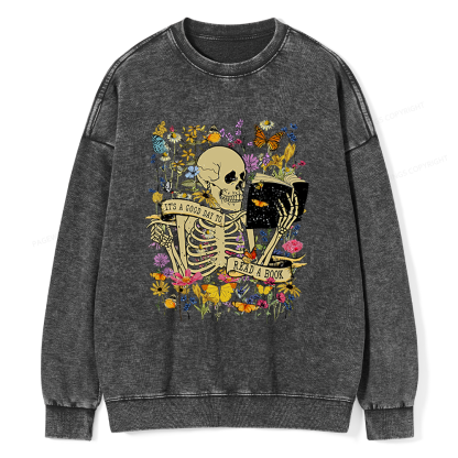 Pagewings Skull Skeleton Reading Book Unisex Washed Sweatshirt