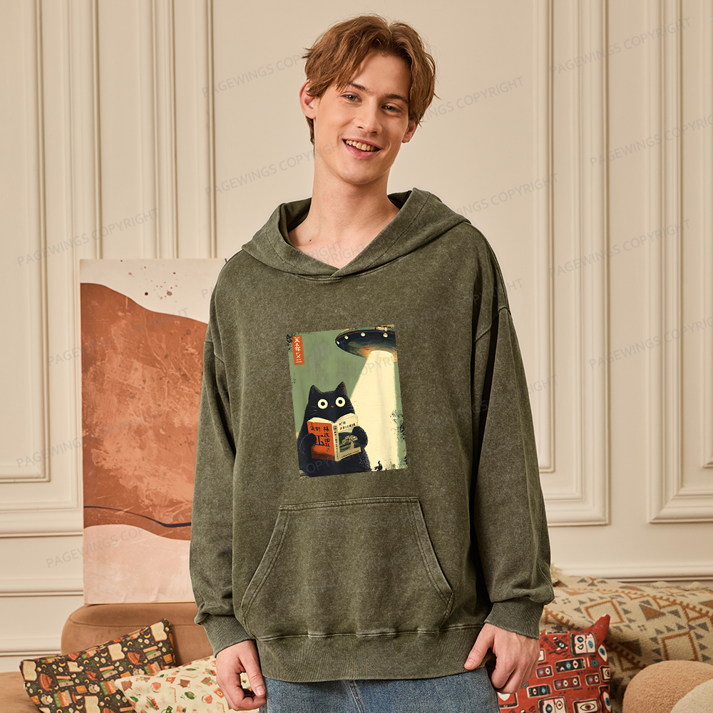Pagewings Vintage Japanese Cat Book Lovers Unisex Washed Hoodie