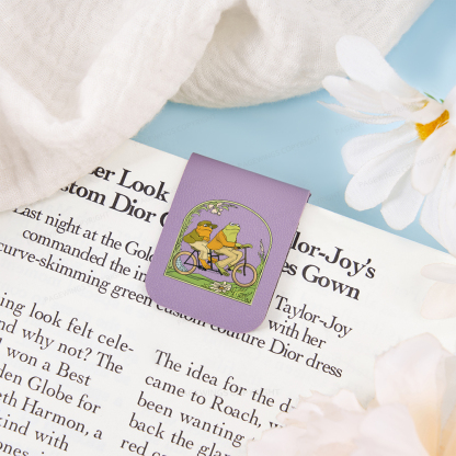 Pagewings Frog And Toad Book Vintage Magnetic Bookmark