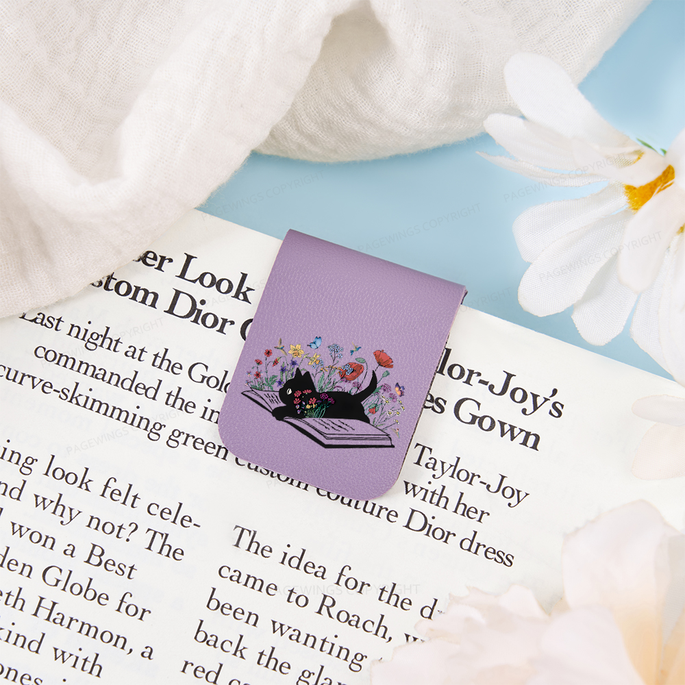 Pagewings Cute Book Cat Magnetic Bookmark