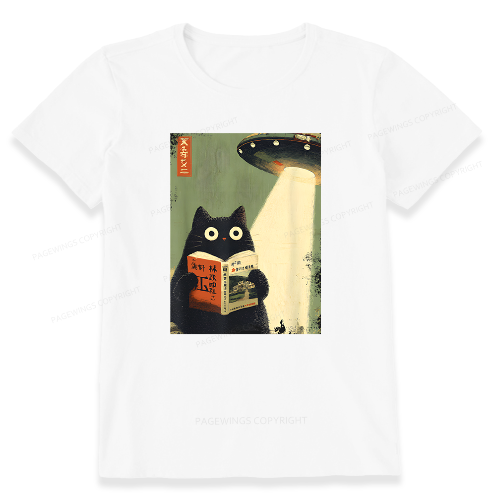 Pagewings Vintage Japanese Cat Book Lovers Unisex Classic T-shirt