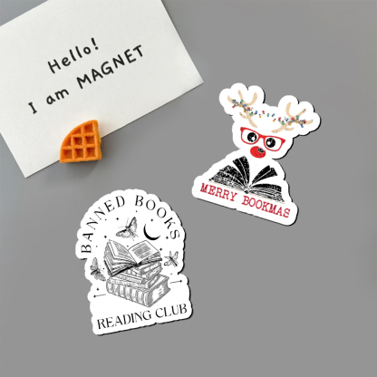 Pagewings Christmas Reindeer Reading Fridge Magnet