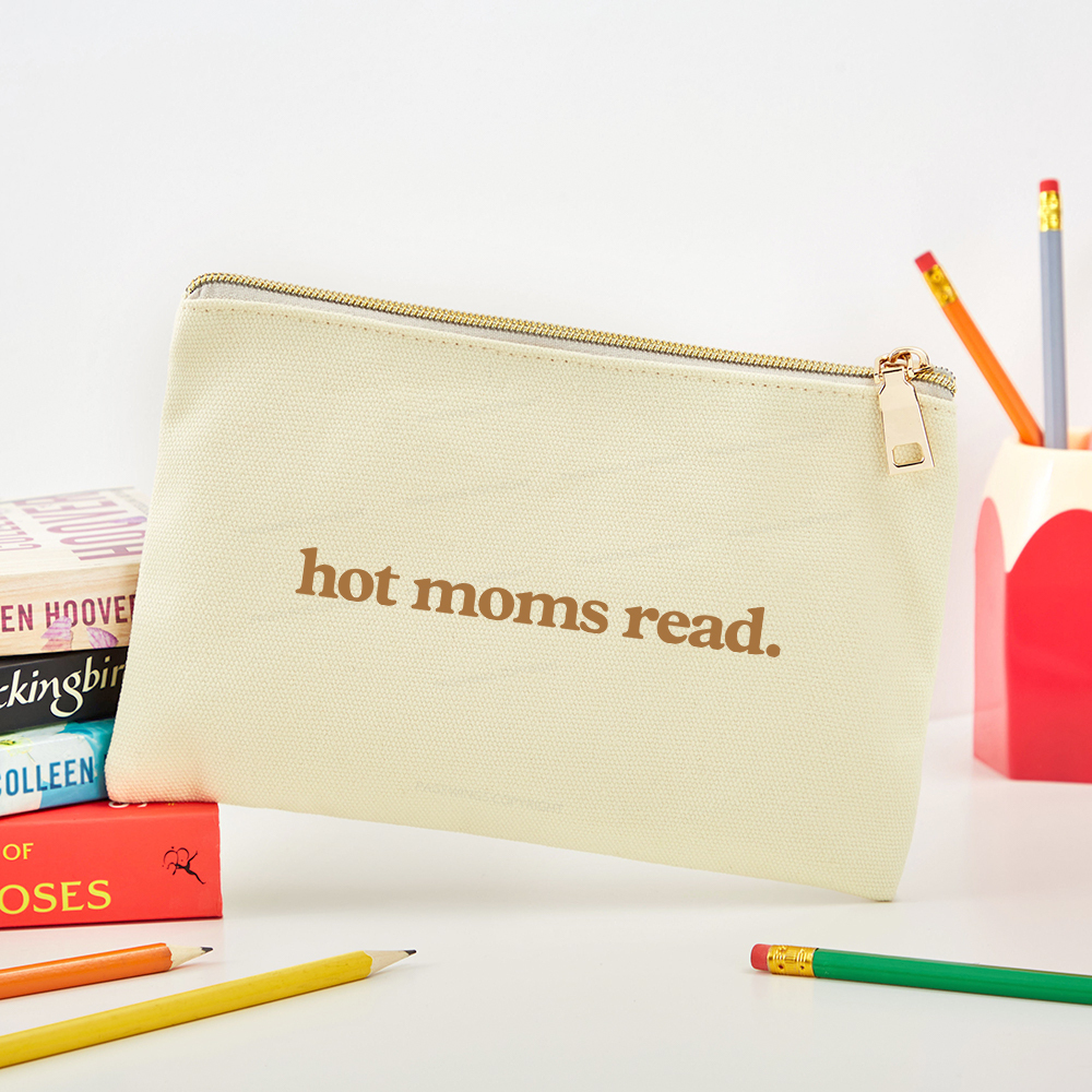 Pagewings Hot Moms Read Pouch