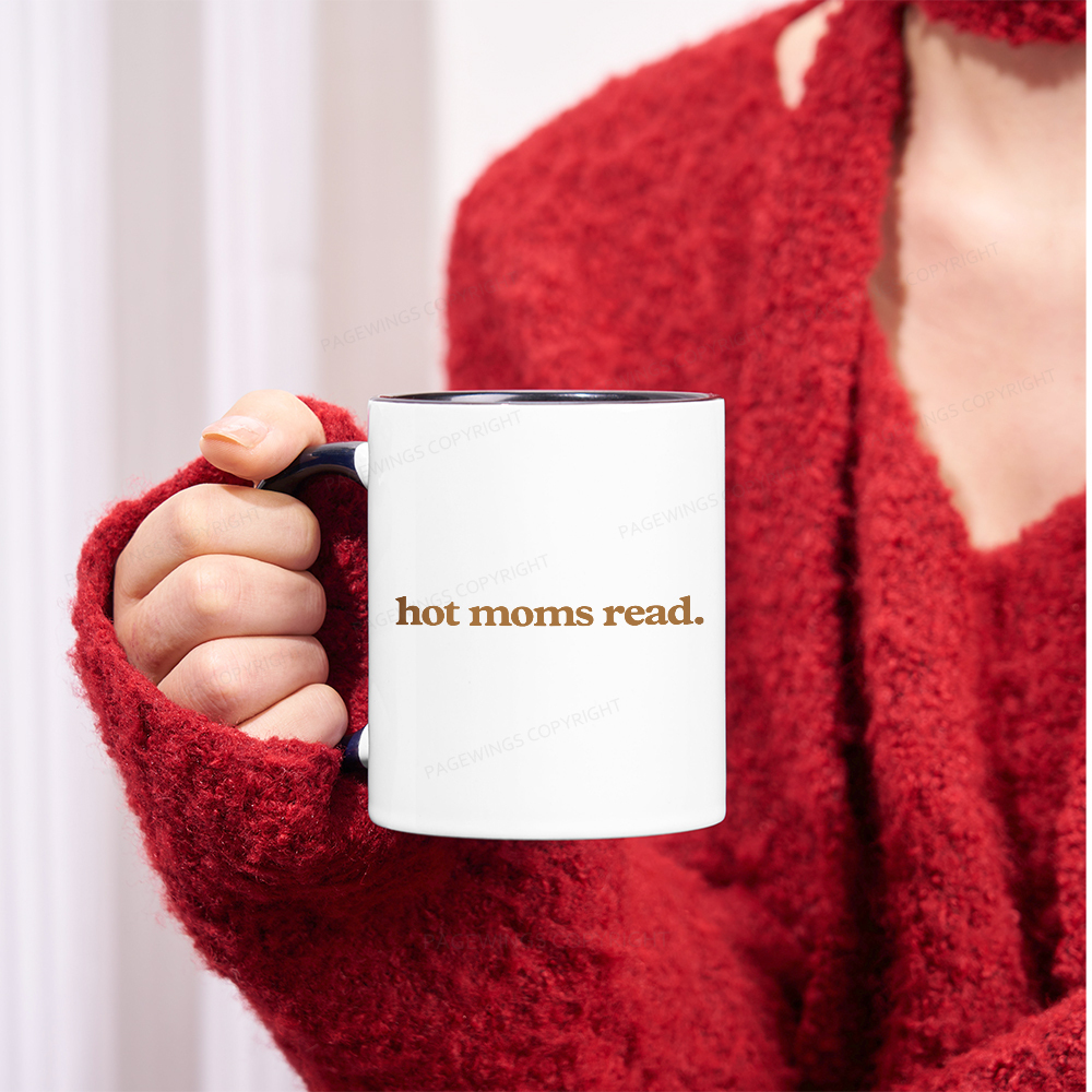Pagewings Hot Moms Read Mug