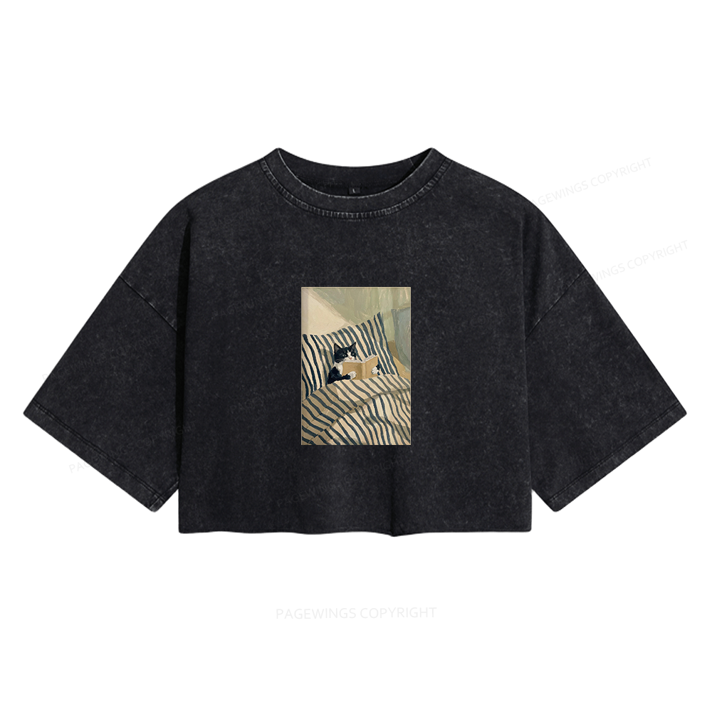 Pagewings Cat Reading Book Women's Washed Cropped T-shirt