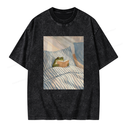 Pagewing Reading Frog Unisex Washed T-shirt