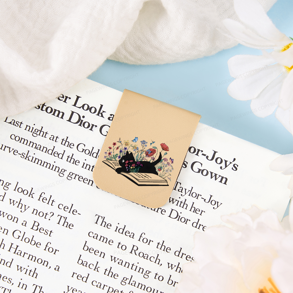 Pagewings Cute Book Cat Magnetic Bookmark