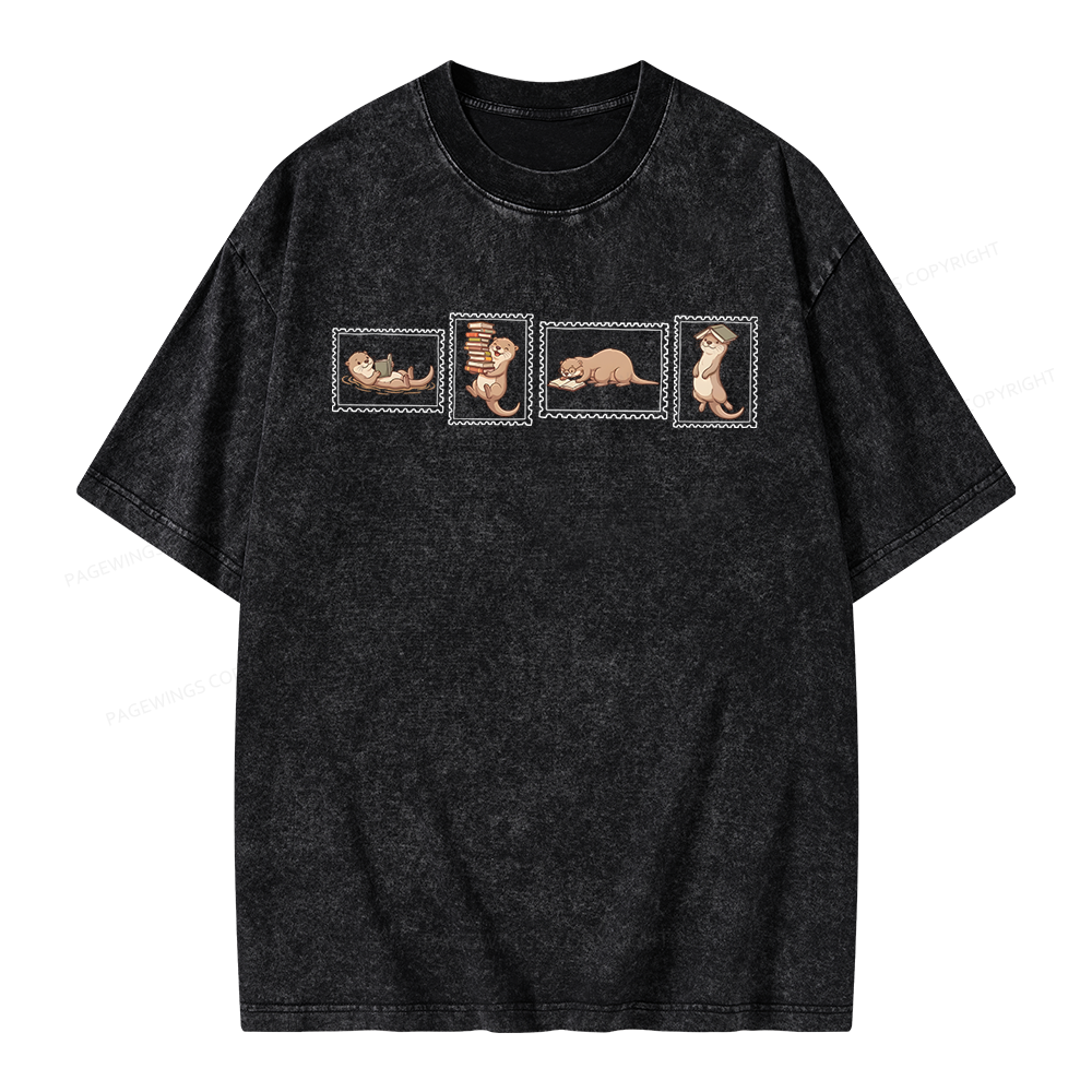 Pagewing Otter Reading Unisex Washed T-shirt