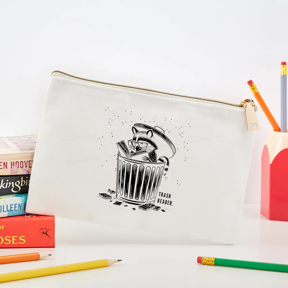 Pagewings Trash Reader Raccoon - Book Quote Pouch