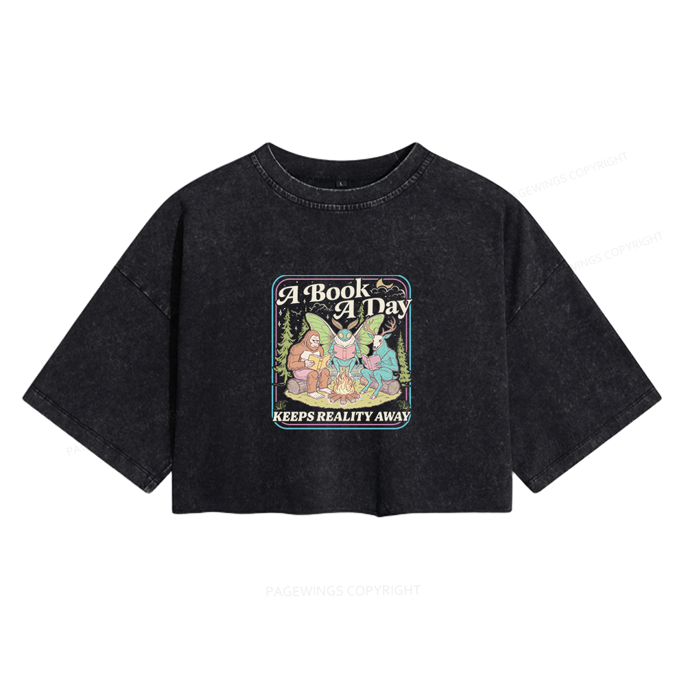 Pagewings A Book A Day Keeps Reality Away15910 Read Women's Washed Cropped T-shirt