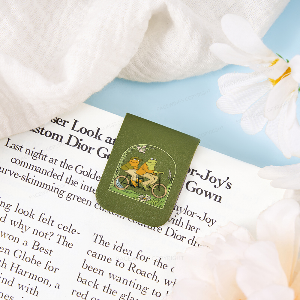 Pagewings Frog And Toad Book Vintage Magnetic Bookmark