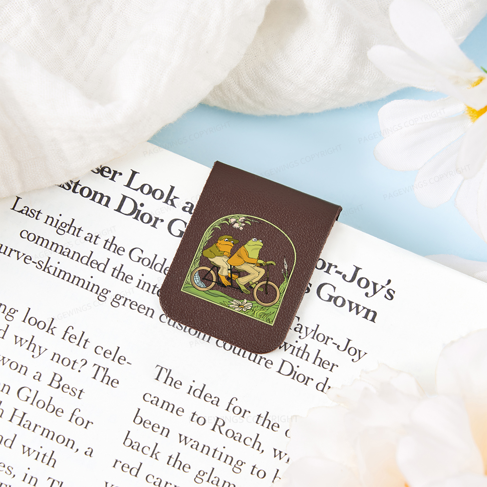 Pagewings Frog And Toad Book Vintage Magnetic Bookmark
