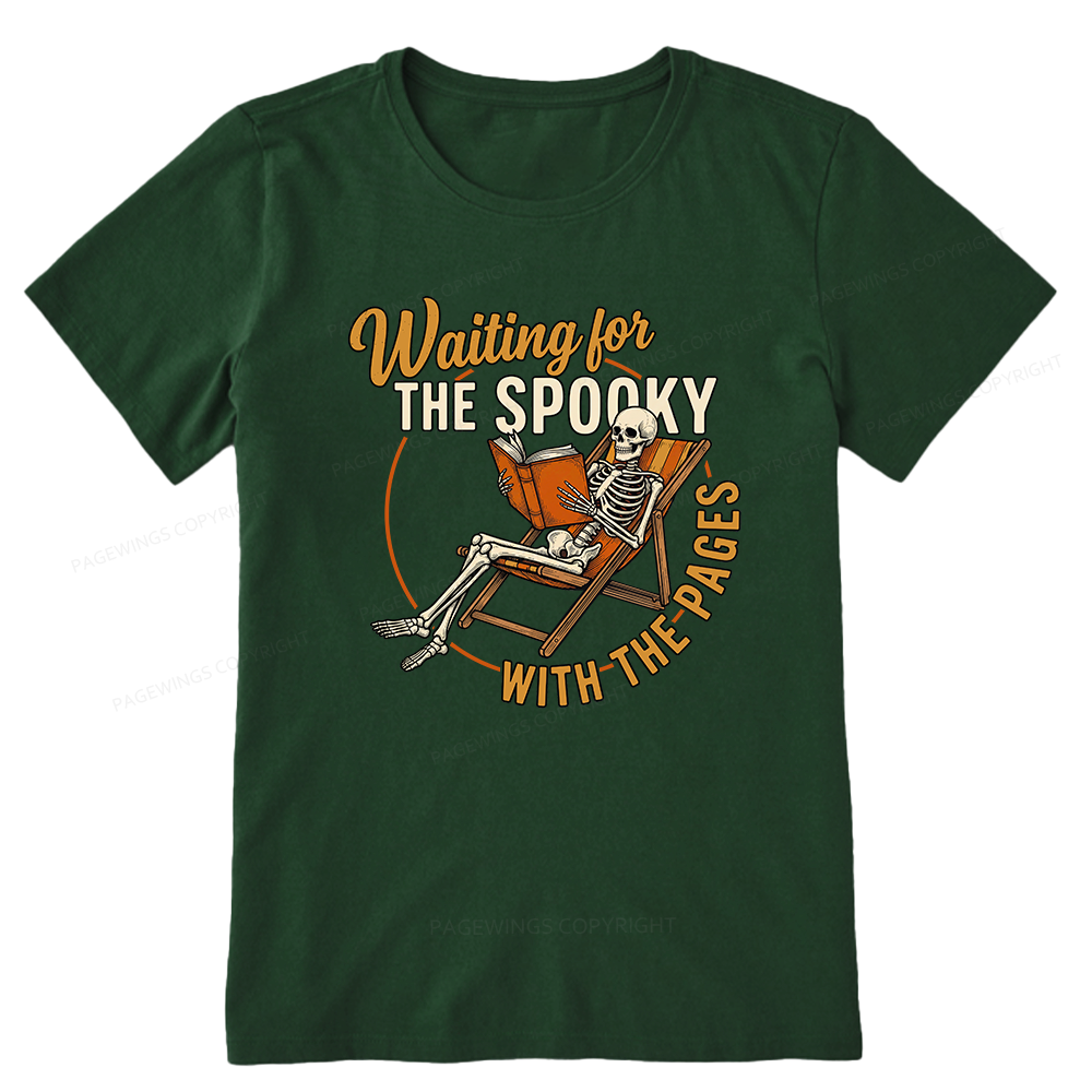版Pagewings Waiting For The Spooky With The Pages Unisex Classic T-shirt