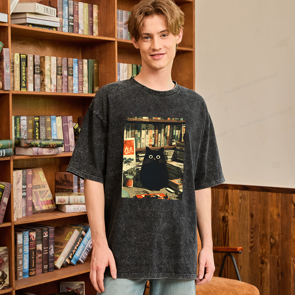 Pagewings Vintage Cat Book Lovers Unisex Washed T-shirt