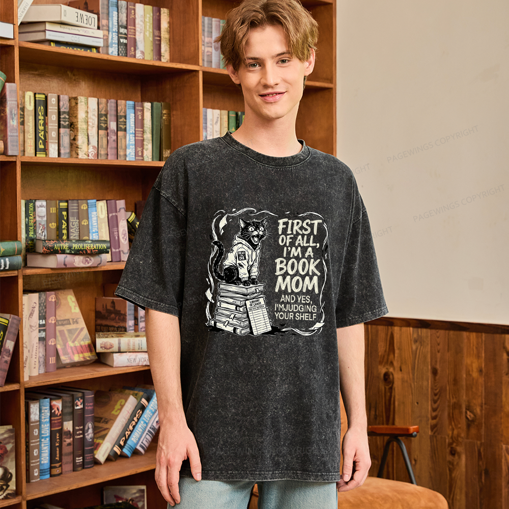 Pagewings I'm A Book Mom Unisex Washed T-shirt