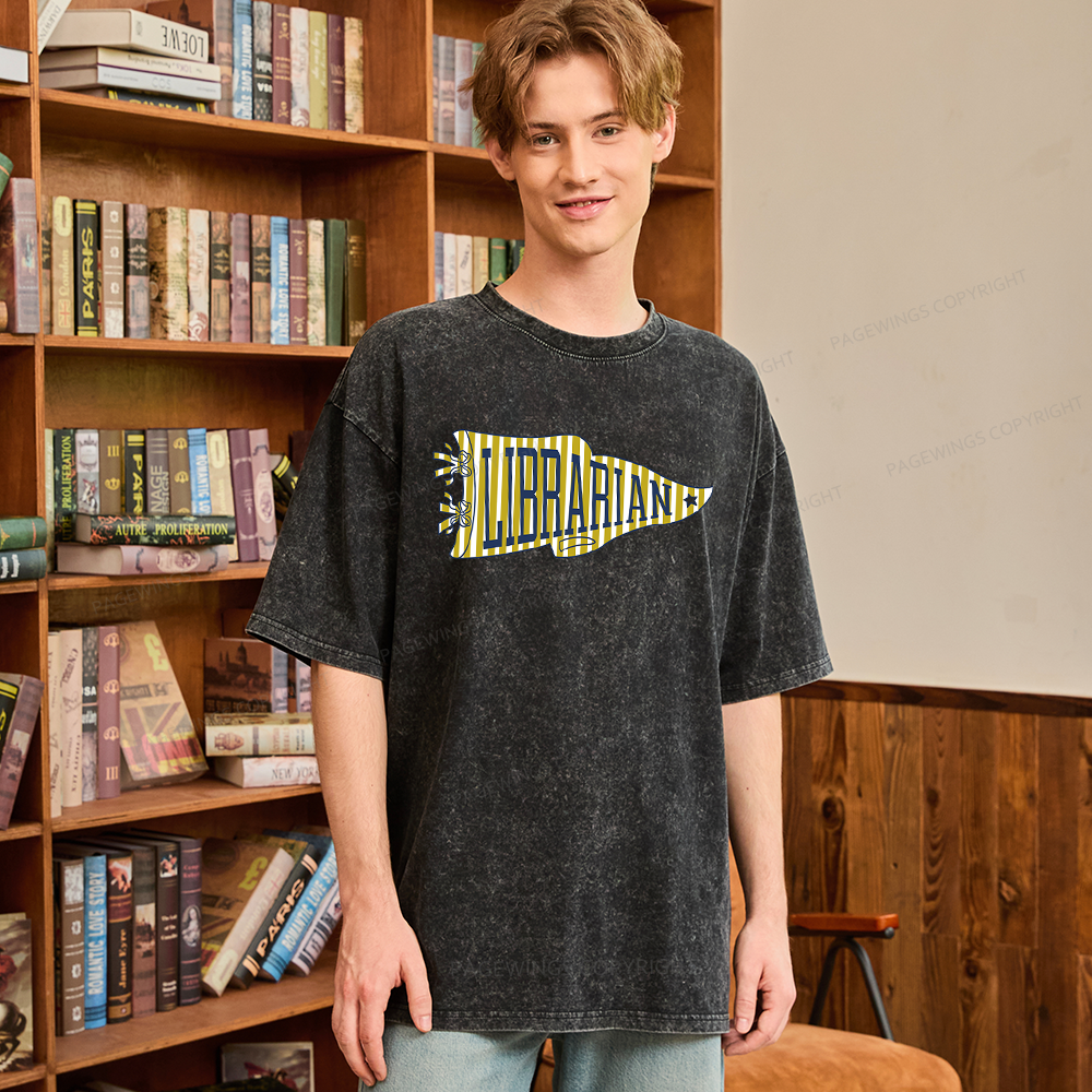 Pagewing School Librarian Unisex Washed T-shirt