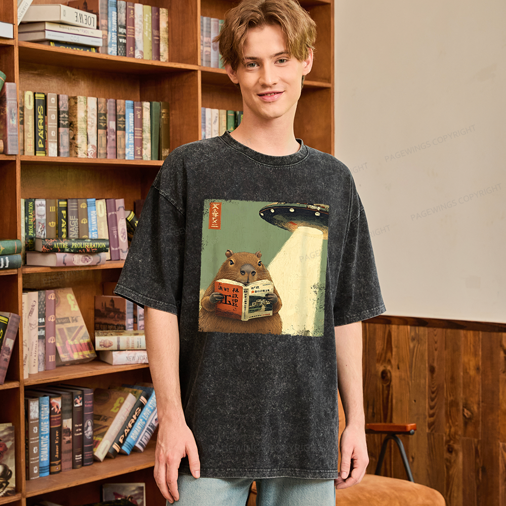 Pagewings Capybara Book Lovers Unisex Washed T-shirt