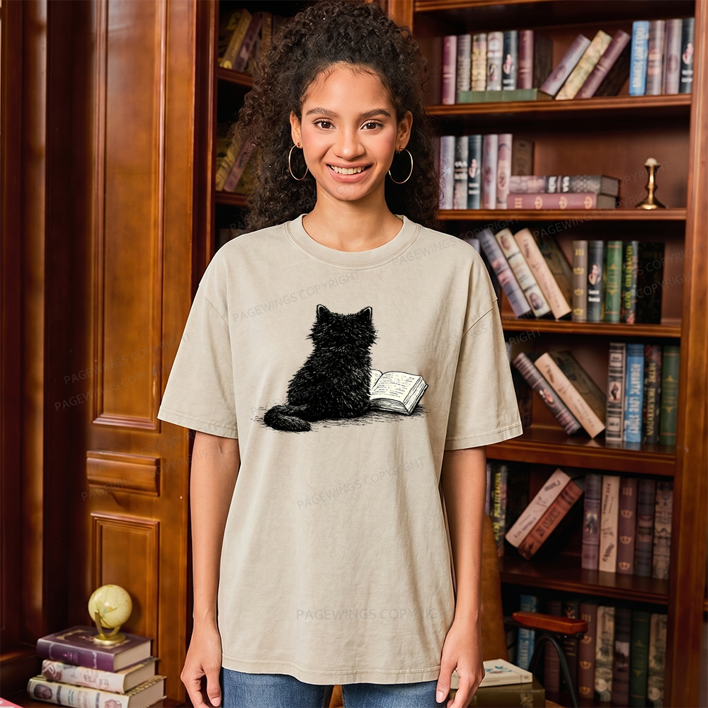 Pagewings Reading Cat Book Lover Unisex Washed T-shirt