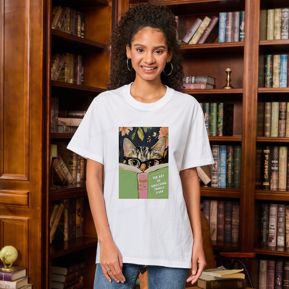 Pagewings Cat Reading Unisex Classic T-shirt