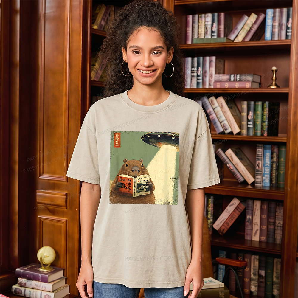Pagewings Capybara Book Lovers Unisex Washed T-shirt
