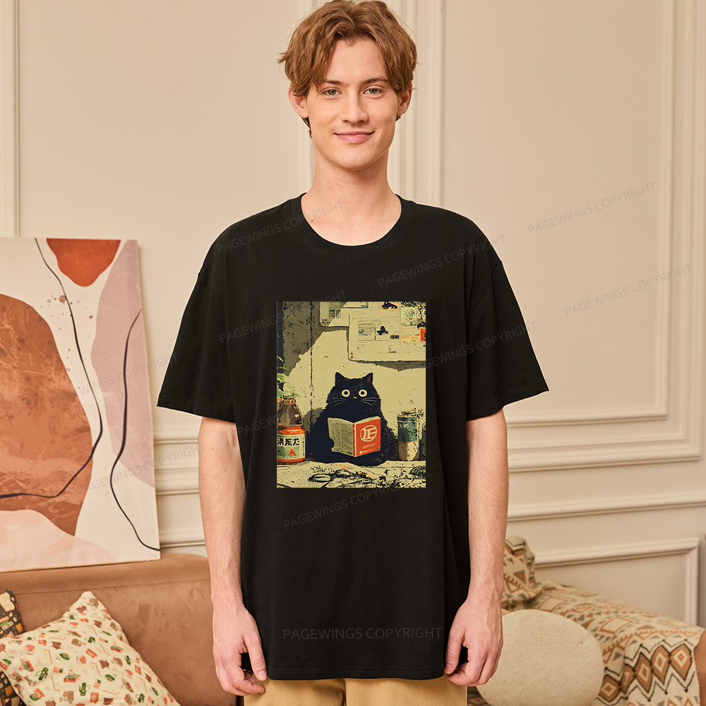 Pagewings Vintage Cat Book Unisex Classic T-shirt