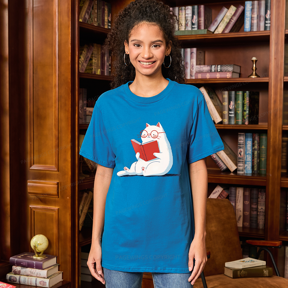 Pagewings Cat Reading Book Unisex Classic T-shirt