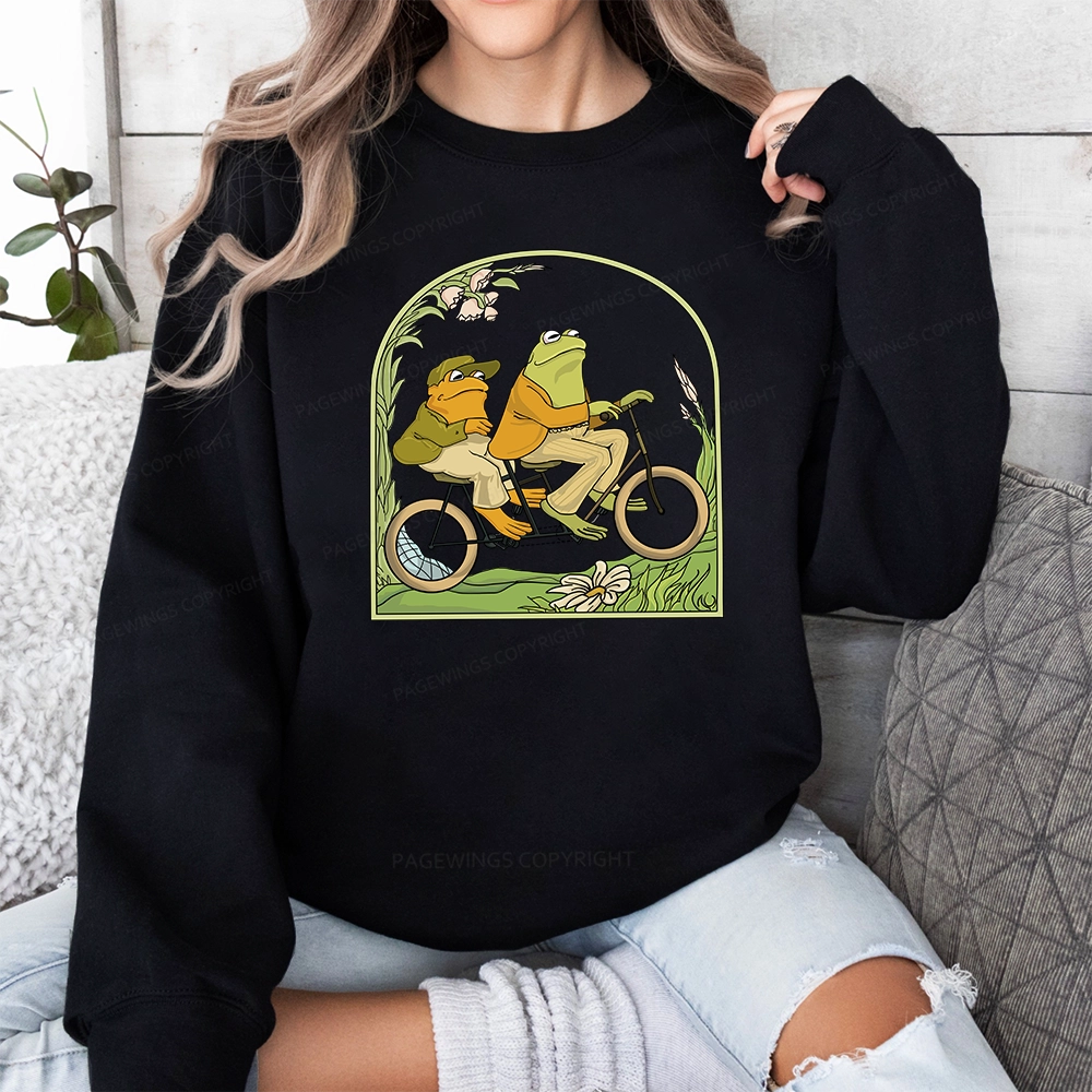 Pagewings Frog And Toad Book Vintage Unisex Classic Sweatshirt