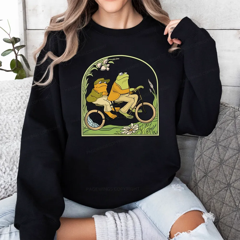 Pagewings Frog And Toad Book Vintage Unisex Classic Sweatshirt