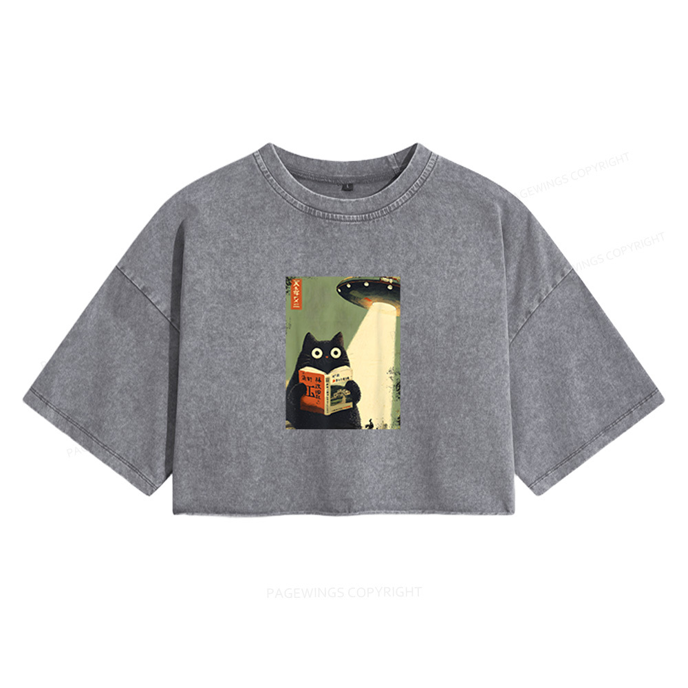Pagewings Vintage Cat Book Lovers Women's Washed Cropped T-shirt