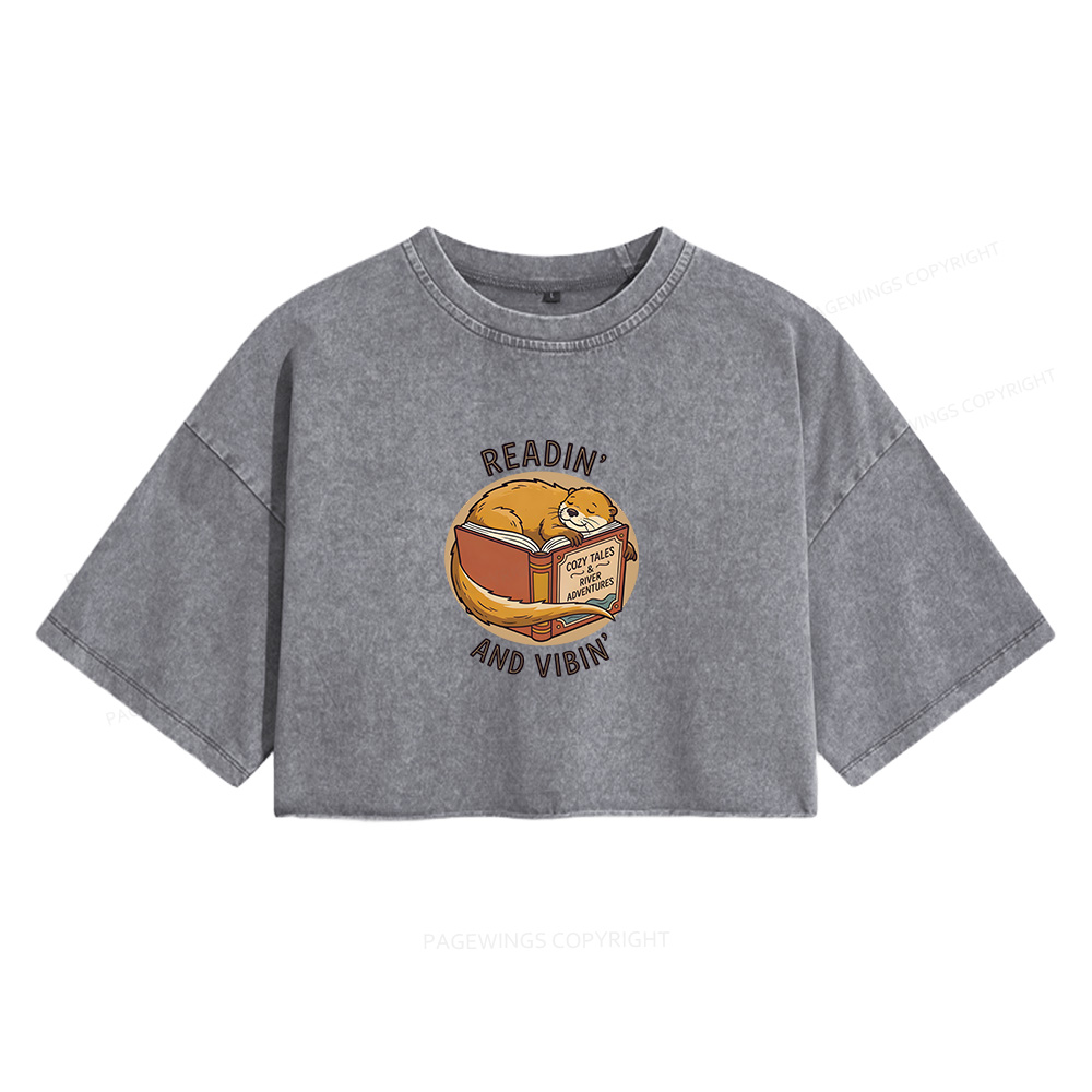 Pagewings Readin' And Vibin' Women's Washed Cropped T-shirt