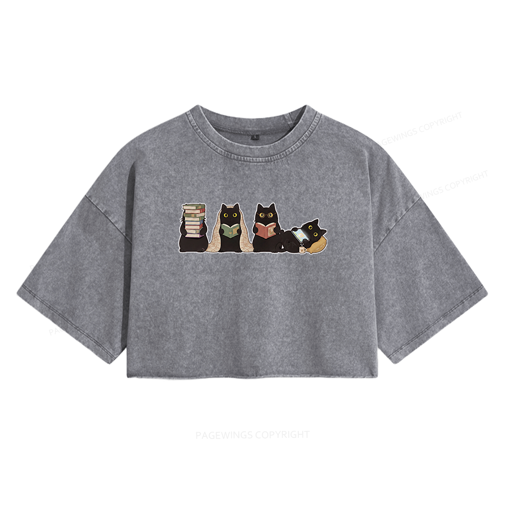 Pagewings Black Cats Readin Women's Washed Cropped T-shirt