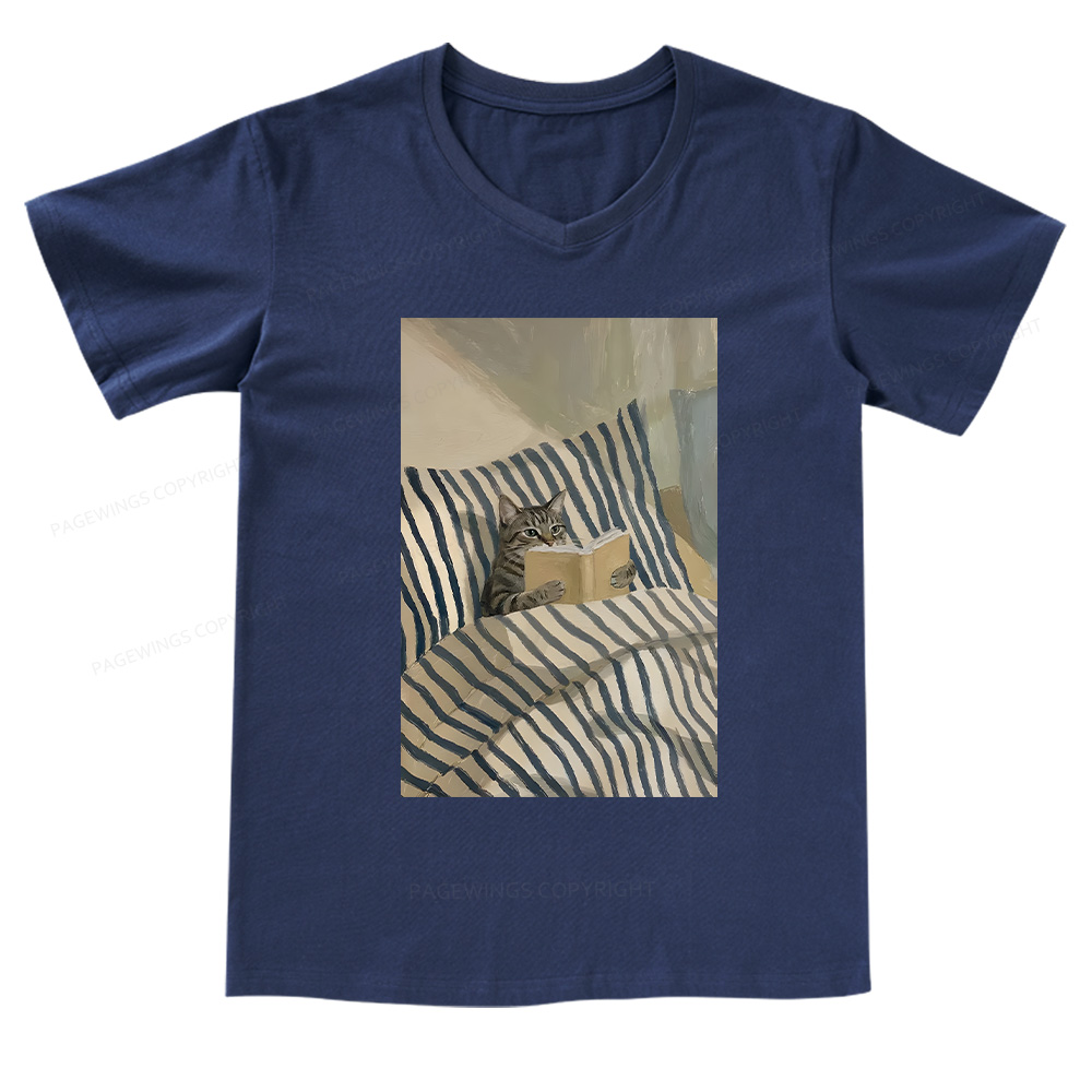 Pagewings Cat Reading Book In Bed V-neck T-shirt