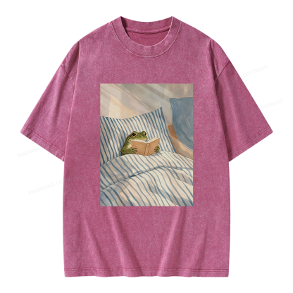 Pagewing Reading Frog Unisex Washed T-shirt