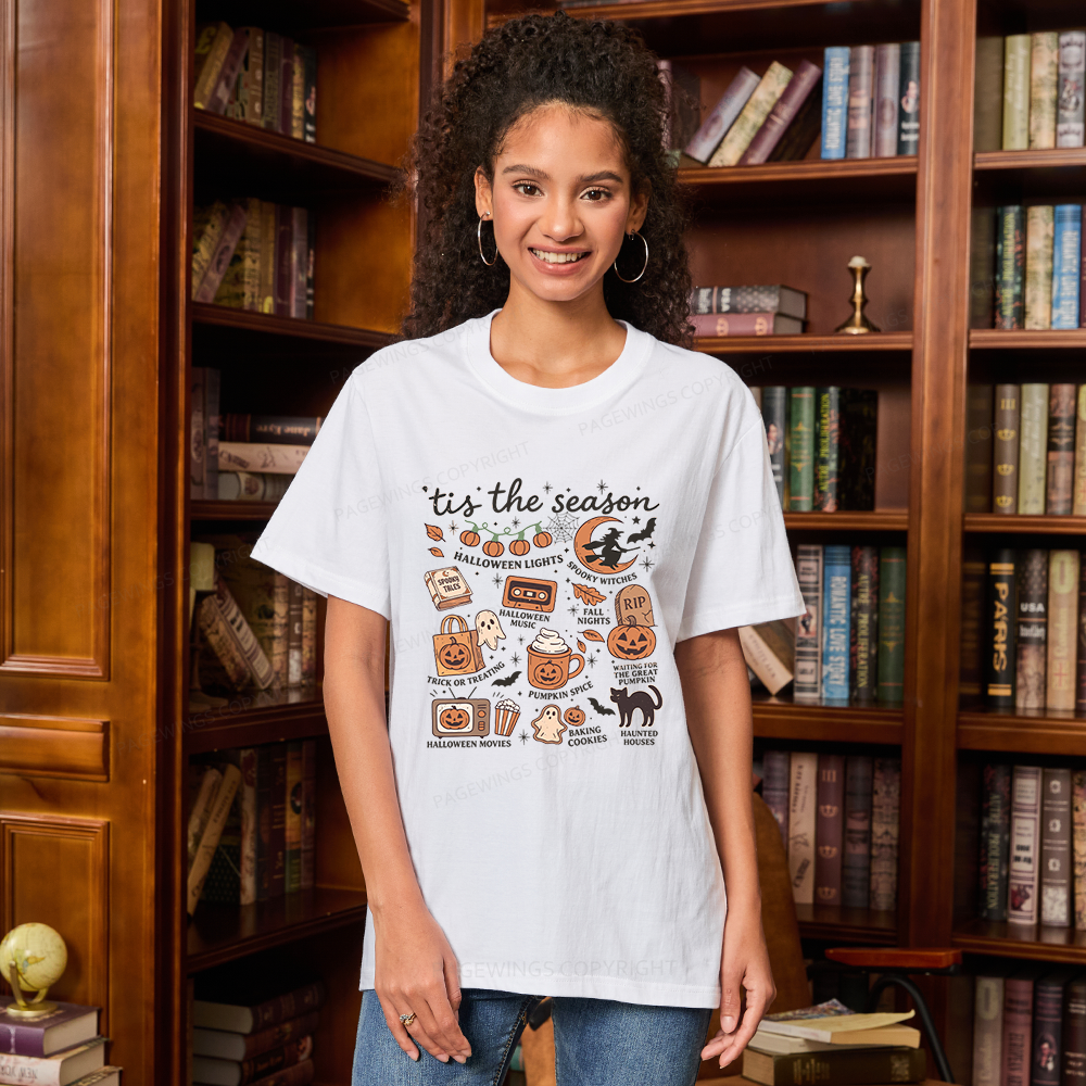 Pagewing Vintage Halloween16282 Bookish Unisex Classic T-shirt