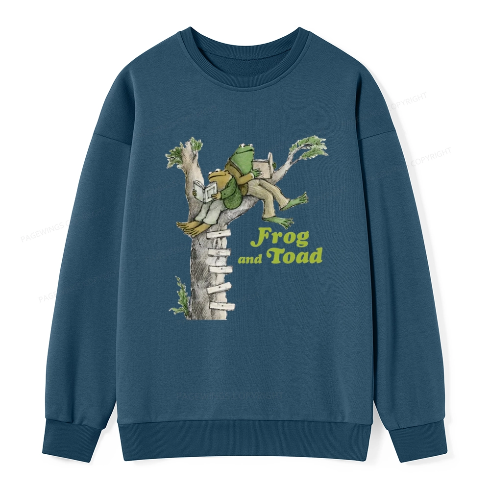 Pagewings Frog and Toad Old Book Unisex Classic Sweatshirt