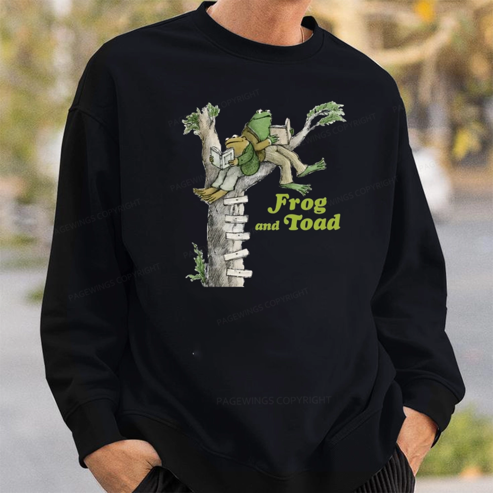 Pagewings Frog and Toad Old Book Unisex Classic Sweatshirt