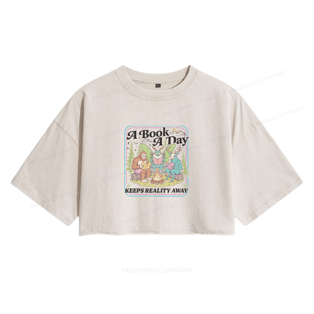 Pagewings A Book A Day Keeps Reality Away15910 Read Women's Washed Cropped T-shirt